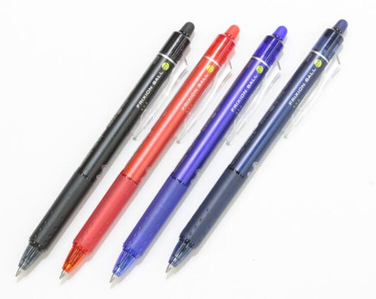 フリクションボールペンは熱で消える